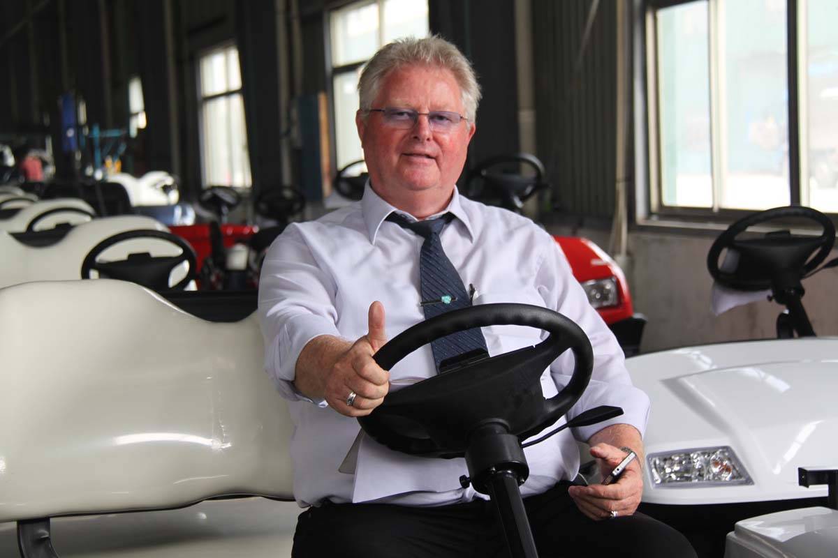 德奔馳戴姆勒創始人Preiss-Daimler先生來我司考察合作